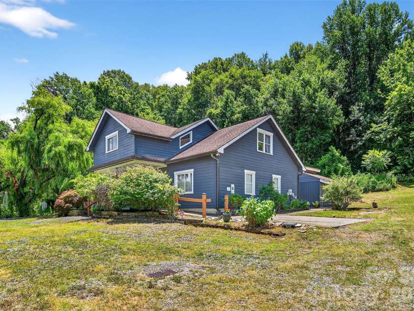 626 Old Lytle Cove Road, Swannanoa, NC 28778.  MLS# CAR4341042, YatesRealty ID 2302. 