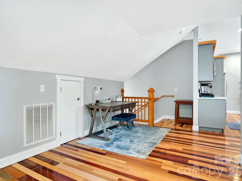 626 Old Lytle Cove Road, Swannanoa, NC 28778.  MLS# CAR4341042, YatesRealty ID 2302. 