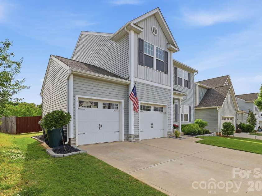 134 Fairfield Drive, Troutman, NC 28166.  MLS# CAR4369151, YatesRealty ID 23020. 