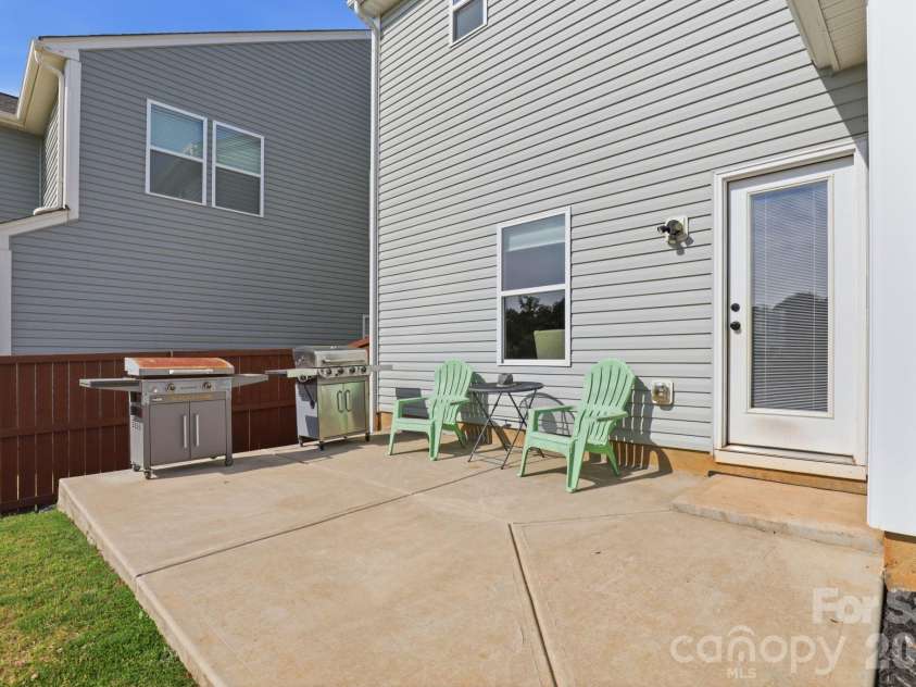 134 Fairfield Drive, Troutman, NC 28166.  MLS# CAR4369151, YatesRealty ID 23020. 