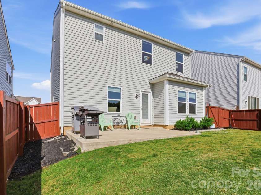 134 Fairfield Drive, Troutman, NC 28166.  MLS# CAR4369151, YatesRealty ID 23020. 