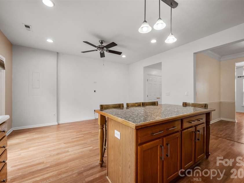 709 Atherton Way, Rock Hill, SC 29730.  MLS# CAR4382057, YatesRealty ID 23022. 