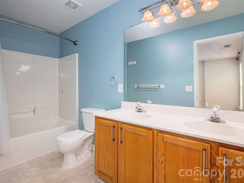 709 Atherton Way, Rock Hill, SC 29730.  MLS# CAR4382057, YatesRealty ID 23022. 