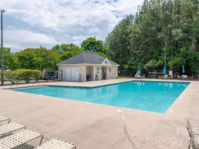 709 Atherton Way, Rock Hill, SC 29730.  MLS# CAR4382057, YatesRealty ID 23022. 