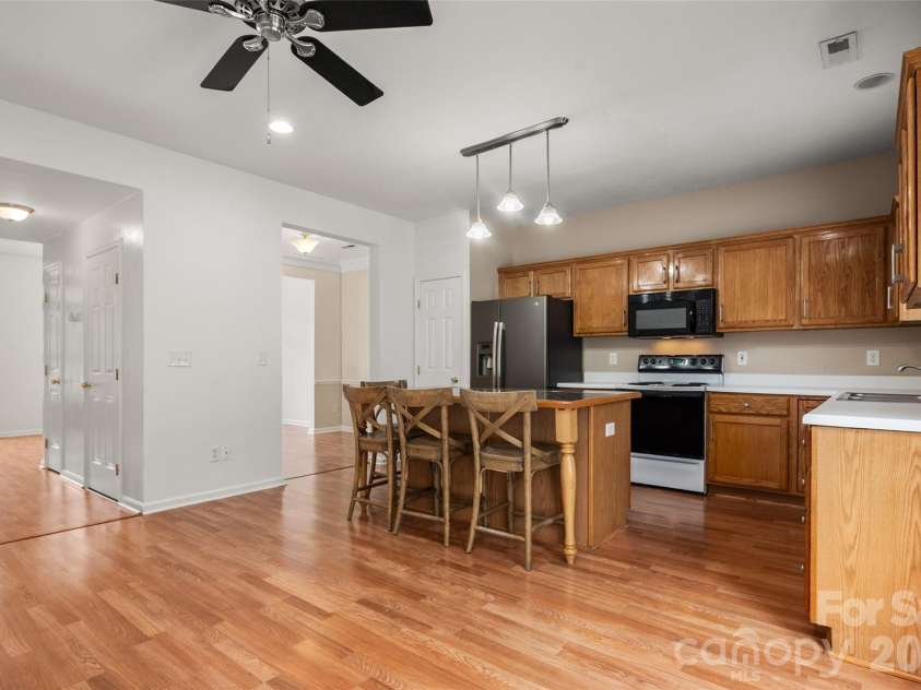709 Atherton Way, Rock Hill, SC 29730.  MLS# CAR4382057, YatesRealty ID 23022. 