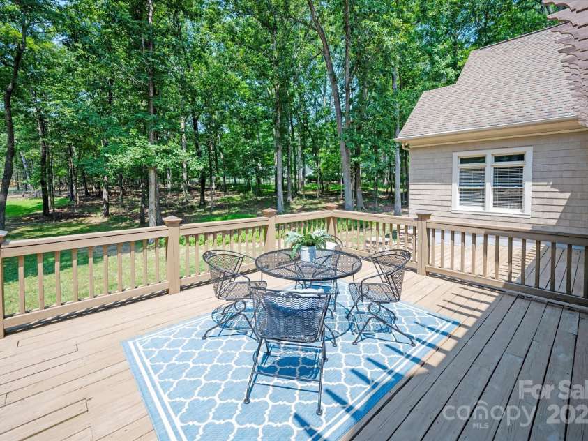 3408 Sandalwood Lane, Waxhaw, NC 28173.  MLS# CAR4273329, YatesRealty ID 23023. 