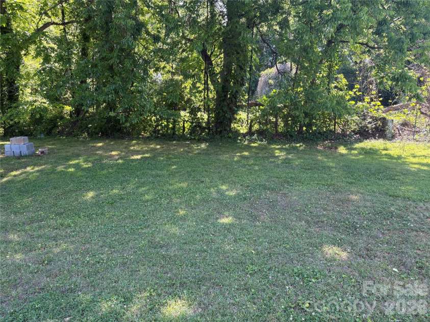 601 Harris Street, Concord, NC 28025.  MLS# CAR4381149, YatesRealty ID 23023. 
