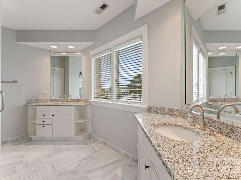 18212 Pompano Place, Cornelius, NC 28031.  MLS# CAR4307991, YatesRealty ID 23024. 