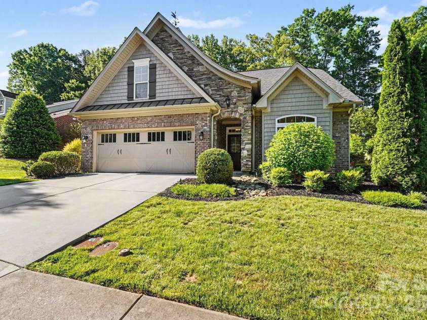 7344 Ridgecrest Trail, Lewisville, NC 27023.  MLS# CAR4373689, YatesRealty ID 23025. 