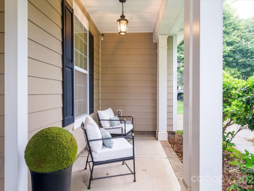 4323 Bright Road, Charlotte, NC 28214.  MLS# CAR4264585, YatesRealty ID 23028. 