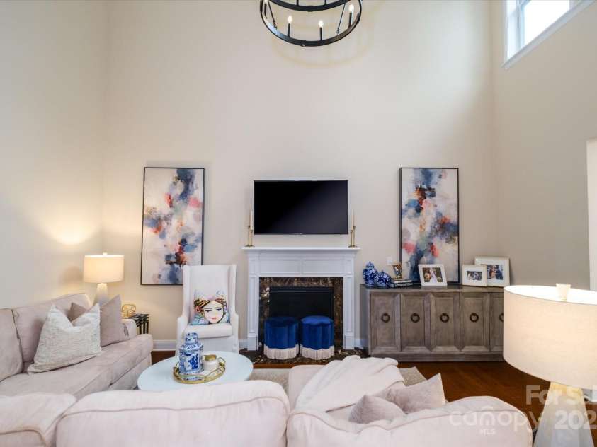 4323 Bright Road, Charlotte, NC 28214.  MLS# CAR4264585, YatesRealty ID 23028. 