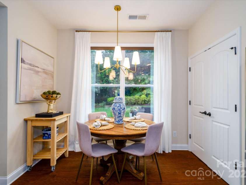 4323 Bright Road, Charlotte, NC 28214.  MLS# CAR4264585, YatesRealty ID 23028. 