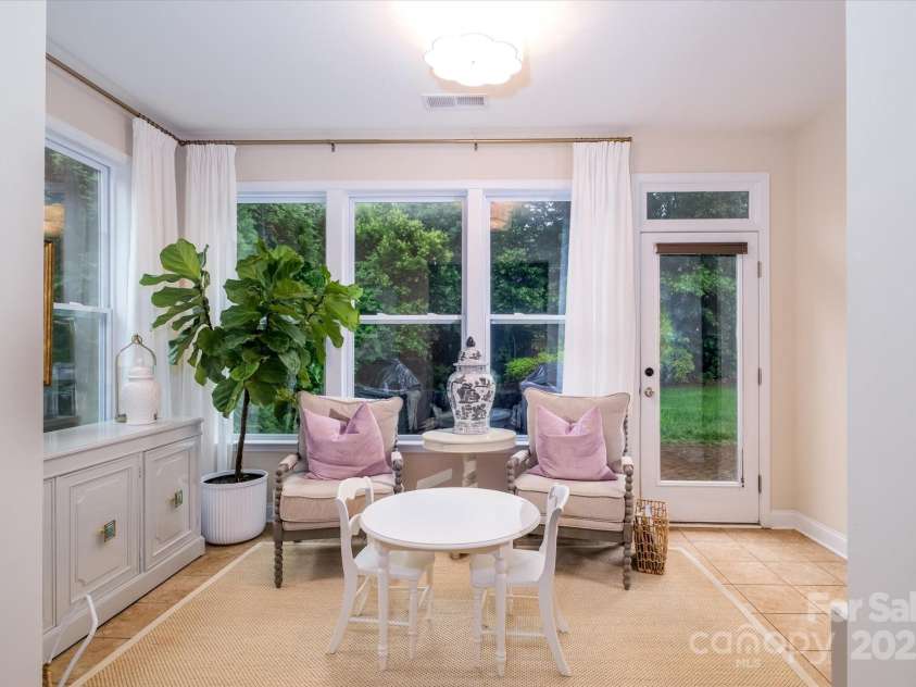 4323 Bright Road, Charlotte, NC 28214.  MLS# CAR4264585, YatesRealty ID 23028. 