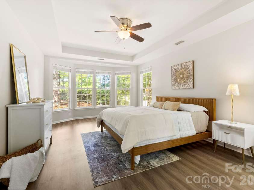 6237 Breckfield Court, Charlotte, NC 28278.  MLS# CAR4382615, YatesRealty ID 23028. 