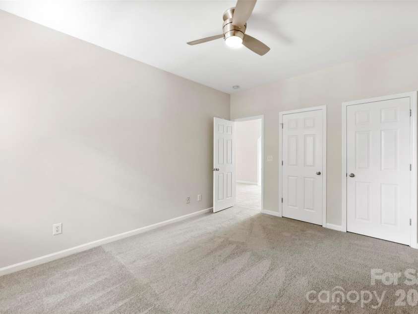 6237 Breckfield Court, Charlotte, NC 28278.  MLS# CAR4382615, YatesRealty ID 23028. 