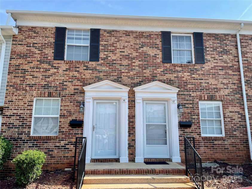 250 Nixon Road, Belmont, NC 28012.  MLS# CAR4275204, YatesRealty ID 23029. 