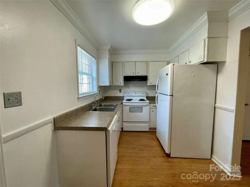 250 Nixon Road, Belmont, NC 28012.  MLS# CAR4275204, YatesRealty ID 23029. 