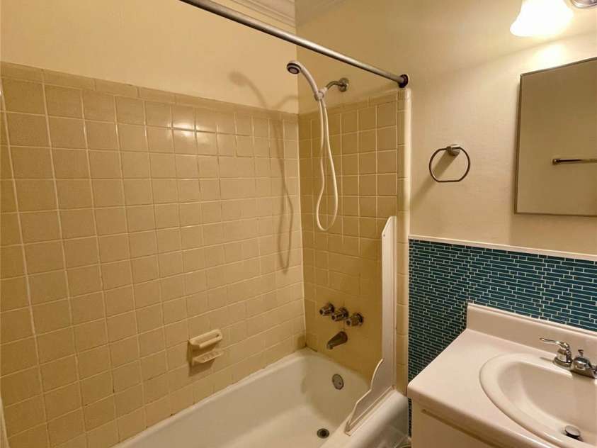 250 Nixon Road, Belmont, NC 28012.  MLS# CAR4275204, YatesRealty ID 23029. 