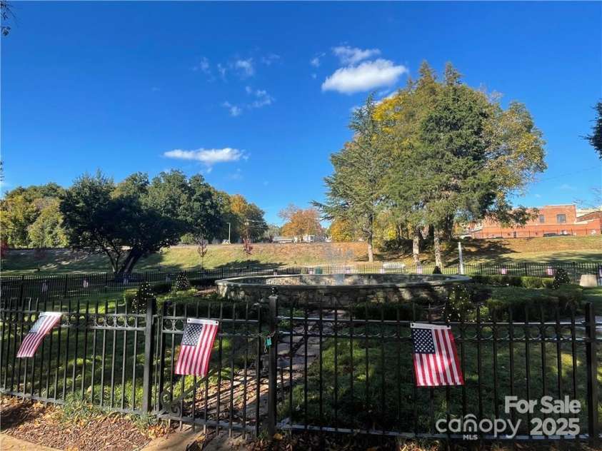 250 Nixon Road, Belmont, NC 28012.  MLS# CAR4275204, YatesRealty ID 23029. 