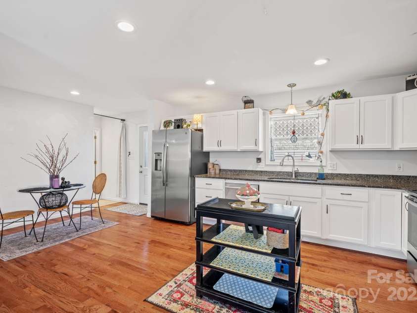 28 Yarrow Meadow Road, Weaverville, NC 28787.  MLS# CAR4319365, YatesRealty ID 2303. 