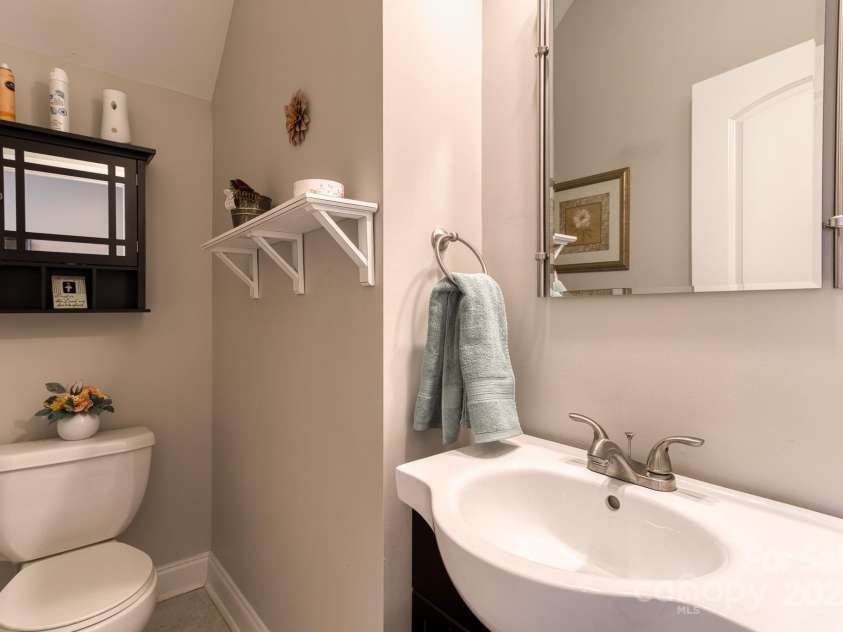 108 Sherman Oaks Street, Mooresville, NC 28115.  MLS# CAR4239199, YatesRealty ID 23030. 