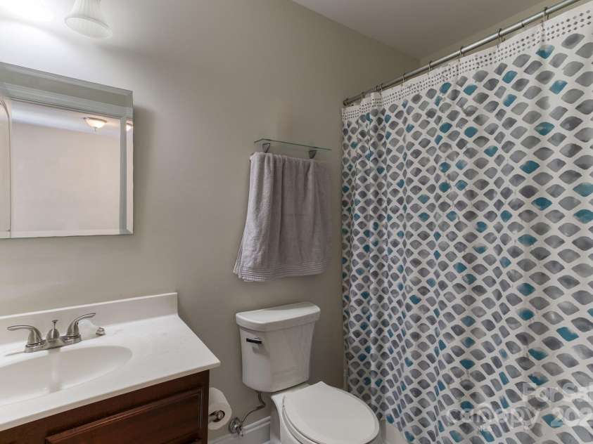 108 Sherman Oaks Street, Mooresville, NC 28115.  MLS# CAR4239199, YatesRealty ID 23030. 