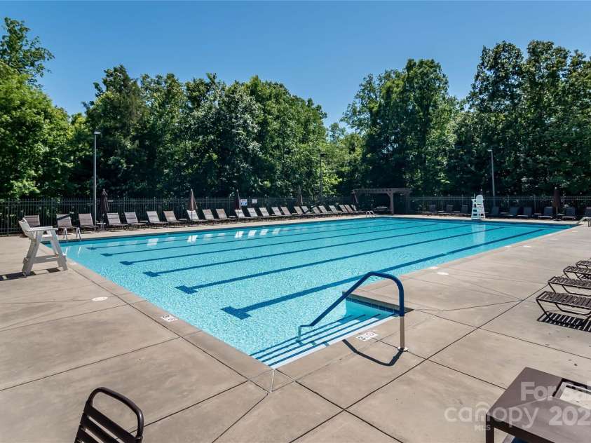 1805 Trading Path Lane, Waxhaw, NC 28173.  MLS# CAR4273259, YatesRealty ID 23032. 2nd of 3 pools