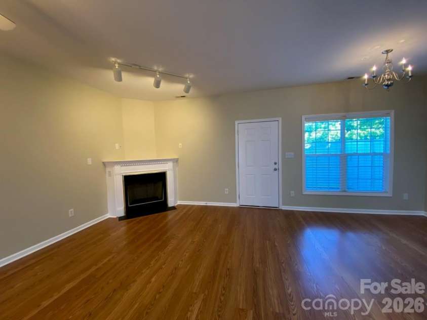 112 Sunridge Drive, Mooresville, NC 28117.  MLS# CAR4382601, YatesRealty ID 23033. 