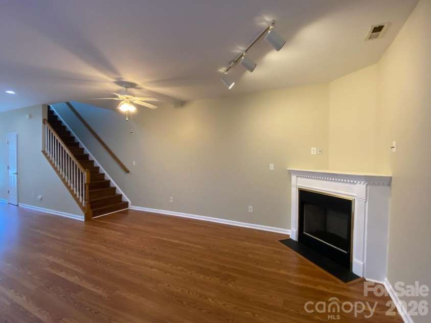 112 Sunridge Drive, Mooresville, NC 28117.  MLS# CAR4382601, YatesRealty ID 23033. 