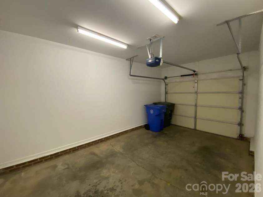 112 Sunridge Drive, Mooresville, NC 28117.  MLS# CAR4382601, YatesRealty ID 23033. 