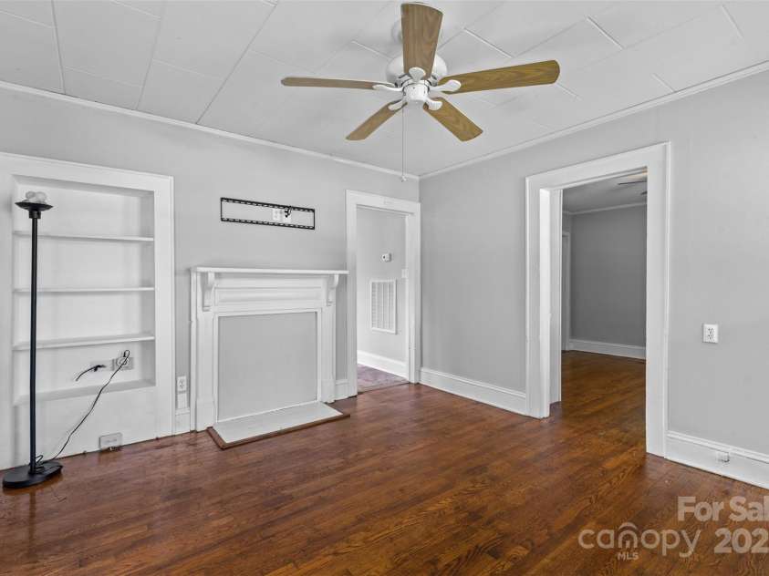 2519 2nd Avenue, Hickory, NC 28602.  MLS# CAR4268337, YatesRealty ID 23035. 