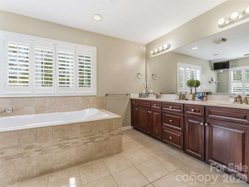 1340 Macedonia Road, Saluda, NC 28773.  MLS# CAR4381886, YatesRealty ID 23036. 