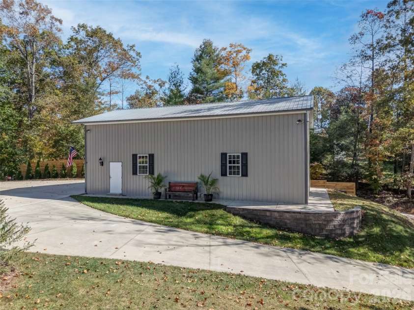 1340 Macedonia Road, Saluda, NC 28773.  MLS# CAR4381886, YatesRealty ID 23036. 