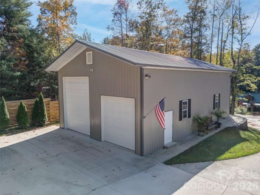 1340 Macedonia Road, Saluda, NC 28773.  MLS# CAR4381886, YatesRealty ID 23036. 