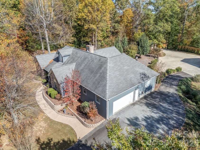 1340 Macedonia Road, Saluda, NC 28773.  MLS# CAR4381886, YatesRealty ID 23036. 