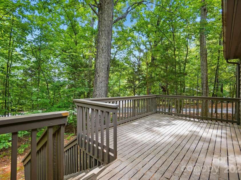 392 Tall Oaks Trail, Fort Mill, SC 29715.  MLS# CAR4257699, YatesRealty ID 23036. Back Deck