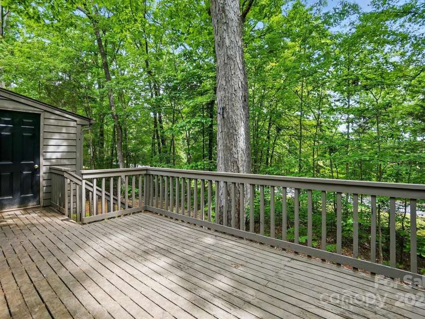 392 Tall Oaks Trail, Fort Mill, SC 29715.  MLS# CAR4257699, YatesRealty ID 23036. Back Deck