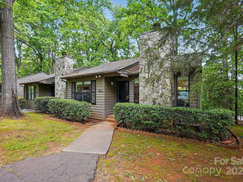 392 Tall Oaks Trail, Fort Mill, SC 29715.  MLS# CAR4257699, YatesRealty ID 23036. Front of Home