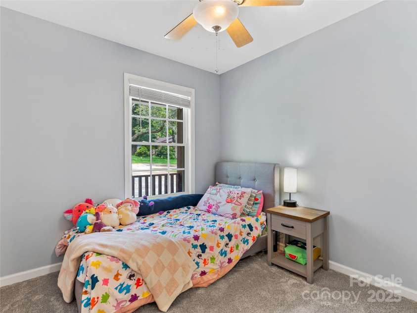 17 Fieldtop Lane, Arden, NC 28704.  MLS# CAR4268169, YatesRealty ID 23037. 