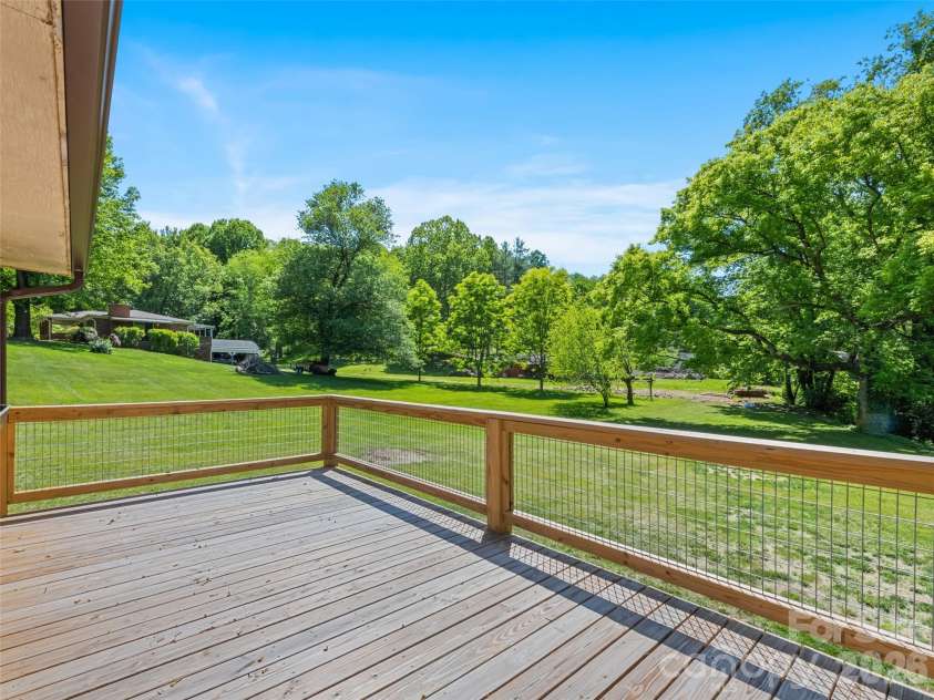 182 Fairway Hills Drive, Waynesville, NC 28786.  MLS# CAR4383027, YatesRealty ID 23037. 