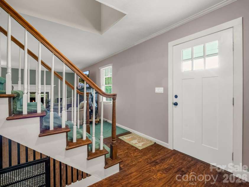 213 Raintree Drive, Hendersonville, NC 28791.  MLS# CAR4379526, YatesRealty ID 2304. As you come in the main level, to the living, formal dining or head to the kitchen... you can entertain and hosts or keep all for yourself, so much space!