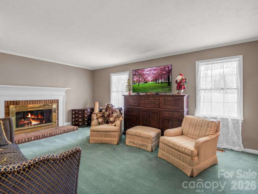 213 Raintree Drive, Hendersonville, NC 28791.  MLS# CAR4417820, YatesRealty ID 2304. 