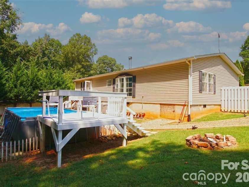 7010 Executive Circle, Denver, NC 28037.  MLS# CAR4383024, YatesRealty ID 23040. Back of house