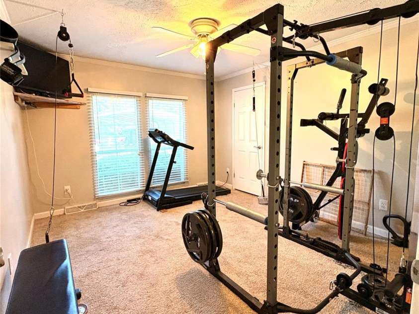 7010 Executive Circle, Denver, NC 28037.  MLS# CAR4383024, YatesRealty ID 23040. Bedroom #3