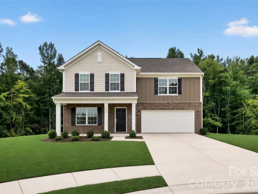 1637 Cottage Creek Drive, Bessemer City, NC 28016.  MLS# CAR4383079, YatesRealty ID 23041. 