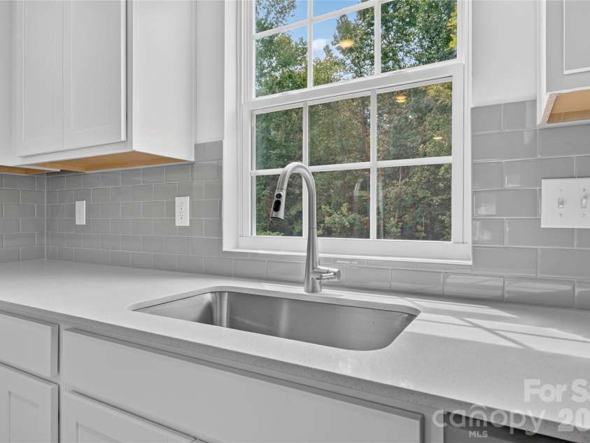 1637 Cottage Creek Drive, Bessemer City, NC 28016.  MLS# CAR4383079, YatesRealty ID 23041. 