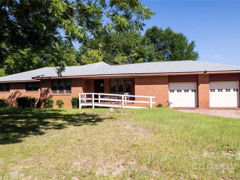 1444 Society Hill Road, Darlington, SC 29540.  MLS# CAR4273818, YatesRealty ID 23043. 