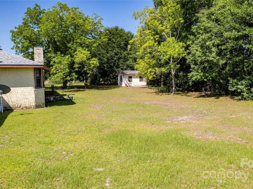 1444 Society Hill Road, Darlington, SC 29540.  MLS# CAR4273818, YatesRealty ID 23043. 