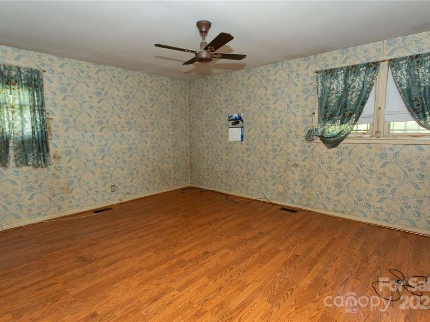 1444 Society Hill Road, Darlington, SC 29540.  MLS# CAR4273818, YatesRealty ID 23043. 