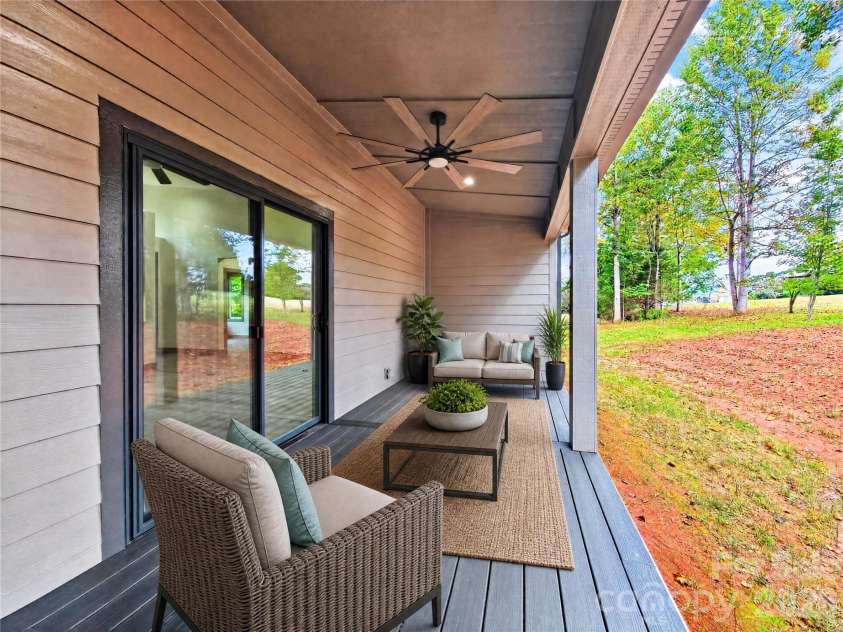 255 Hunters Trace, Rutherfordton, NC 28139.  MLS# CAR4378802, YatesRealty ID 23043. 